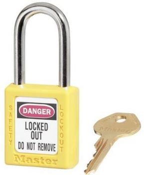 CANDADO MASTER LOCK AMARILLO LLAVE DIFERENTE